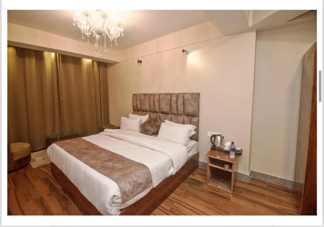 Hotel King Near Drc Parking Darjeeling  Exterior photo